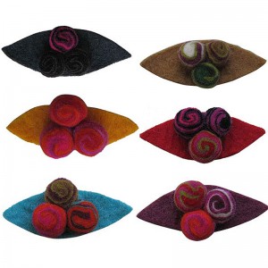 Swirly balls felt brooch