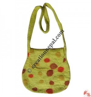 Dots design felt bag