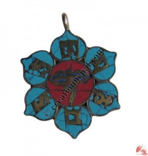 Buddha-eye and mantra pendant