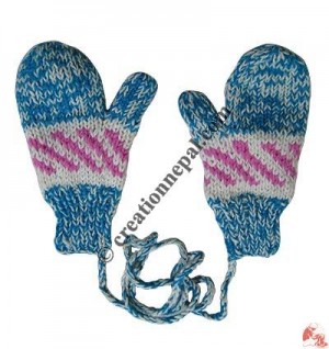 Woolen mixed color mitten