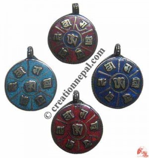 Om Mani Padme Hum mantra locket