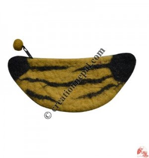 Traditional boat shape felt coin purse