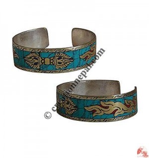 Chips setting Vajra bangle