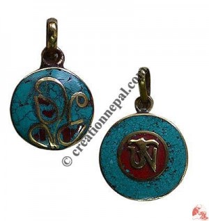 Tiny size decorated round pendent