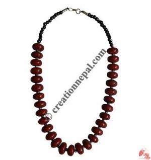 Red amber beads necklace2