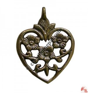 Flower heart pendent