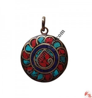 Colorful round pendnat