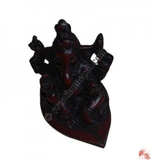 Sitting Ganesh on leaf RB