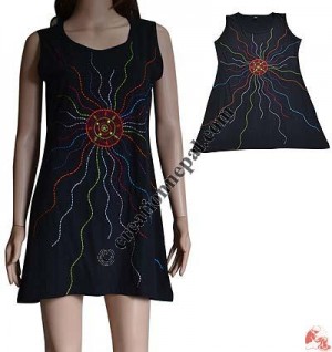 Sun emb top dress