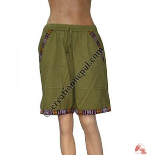 Stripes deco pockets shorts