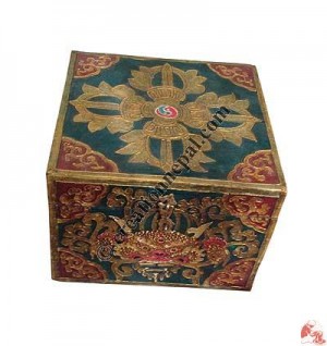 Painted treasure box20