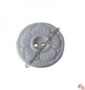 Carved bone button13 (packet of 10)