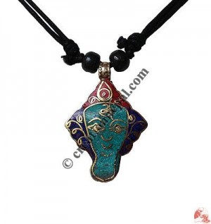 Face design brass pendnat