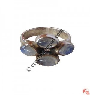 Moon-stone flower finger ring