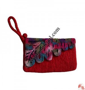 Plant-leaf Design Flip Felt Purse2