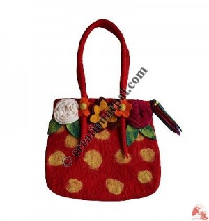 3 Flower Spot Design Felt Bag