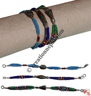 Assorted pote beads bracelet