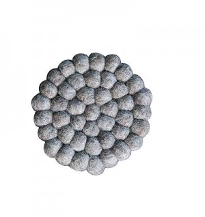 Brown felt balls circle shape tea coaster