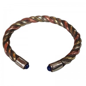 Simple braided design bangle
