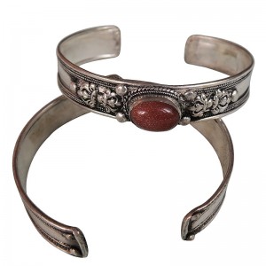 Single stone white metal bangle7