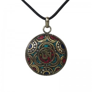 Tibetan Om round pendent 3