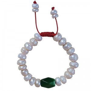 Pearl beads bracelet
