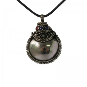 Bottle pendent