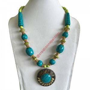 Multi-shape imitation turquoise beads necklace with pendant