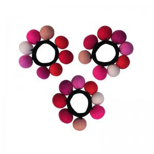 Balls hairband 3
