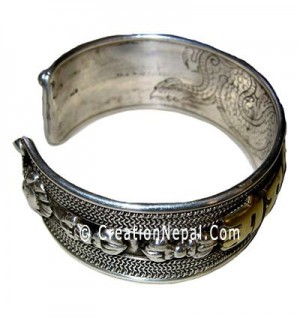 Om mani bracelet 2