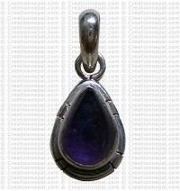 Simple small pendant