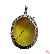 Yellow onyx pendant