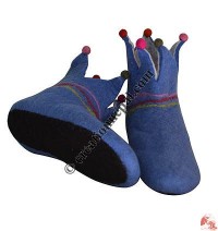 Ball decorated felt shoes3 - adult