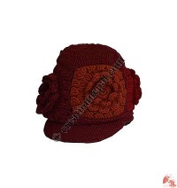 4-flower crochet hat