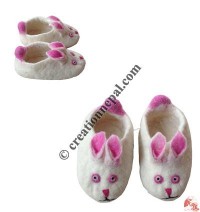 Pinky rabbit design baby shoes